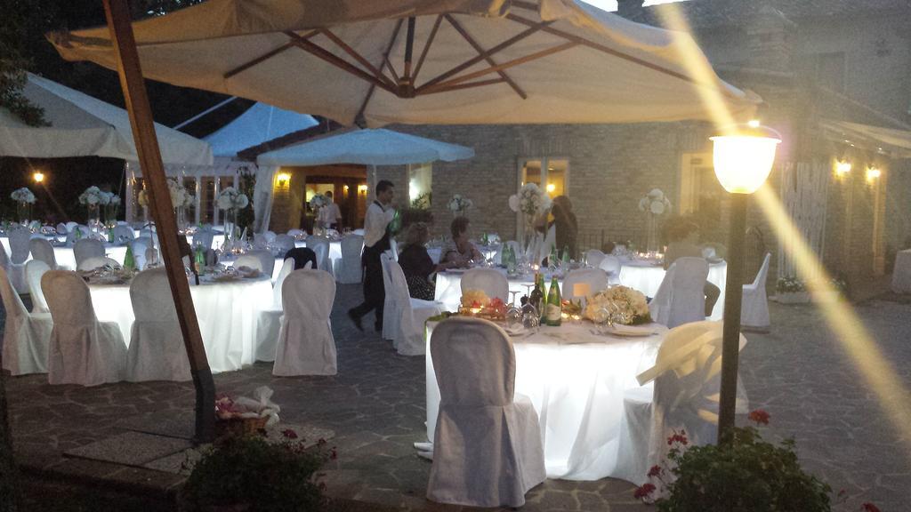 Willa Ristorante Country House Isolabelgatto Fano Zewnętrze zdjęcie